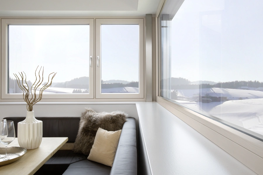 Hochwertige Fensterbank am Fenster – FensterAdler